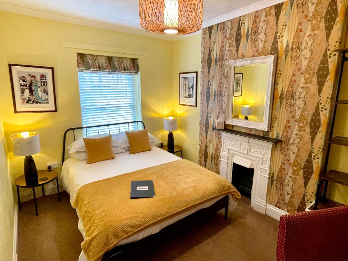 אילפרקומב The Earlsdale Bed And Breakfast מראה חיצוני תמונה